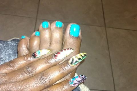 A Natural Nails